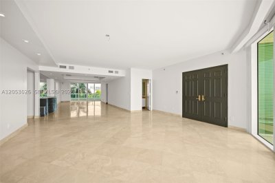 Aluguel de apartamento no Santa Maria 702