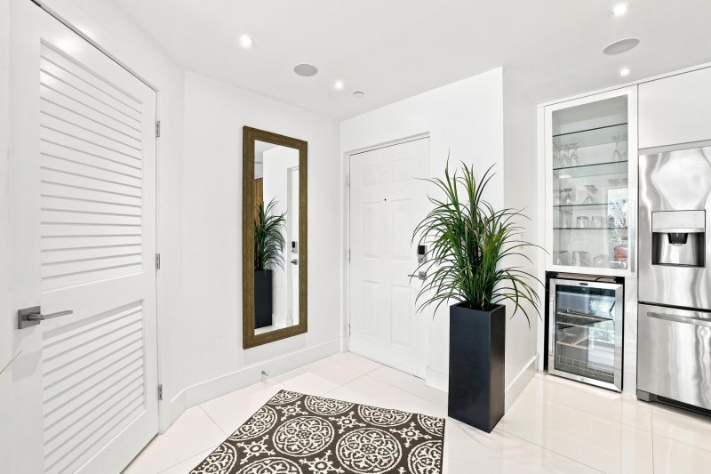 Comprar apartamento en Porto Bellagio 1401
