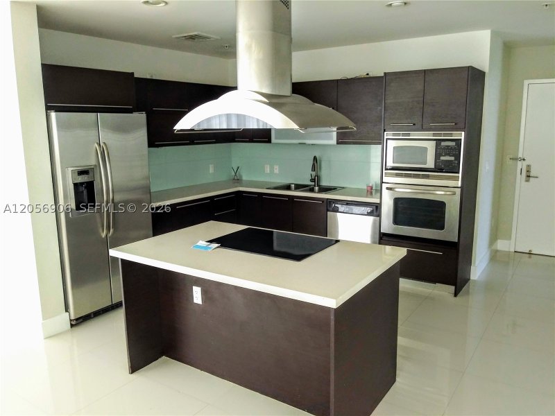 Apartment for rent at Eloquence on the Bay 701