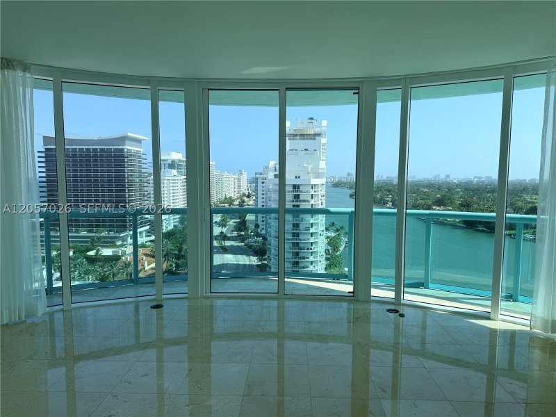 Apartment for rent at 6000 Indian Creek 17A