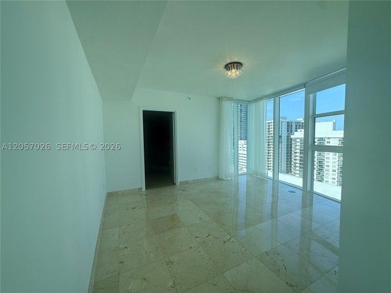 Apartment for rent at 6000 Indian Creek 17A