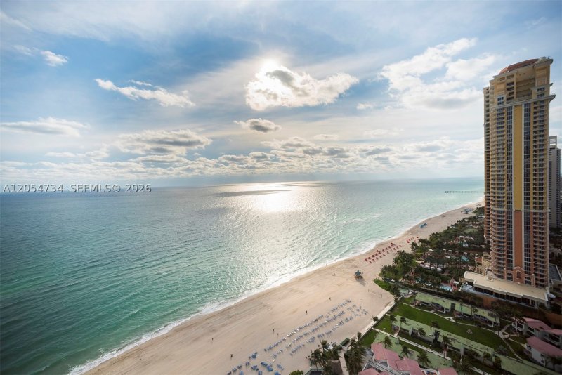Condo for sale at Trump International Sonesta Beach Resort 2711