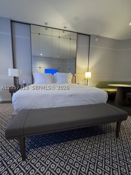 Condo for sale at SLS Lux Brickell 409