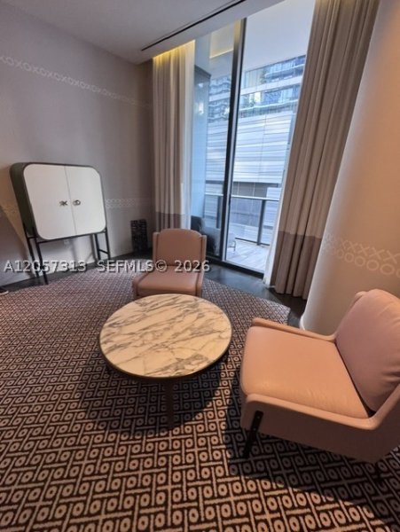 Condo for sale at SLS Lux Brickell 409