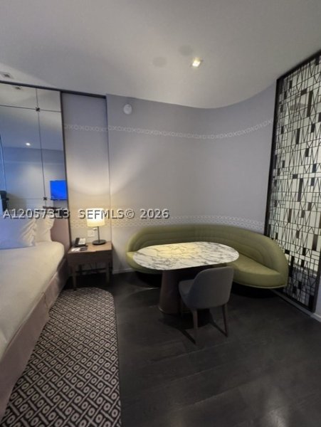 Condo for sale at SLS Lux Brickell 409