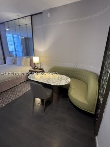 Comprar apartamento en SLS Lux Brickell 409