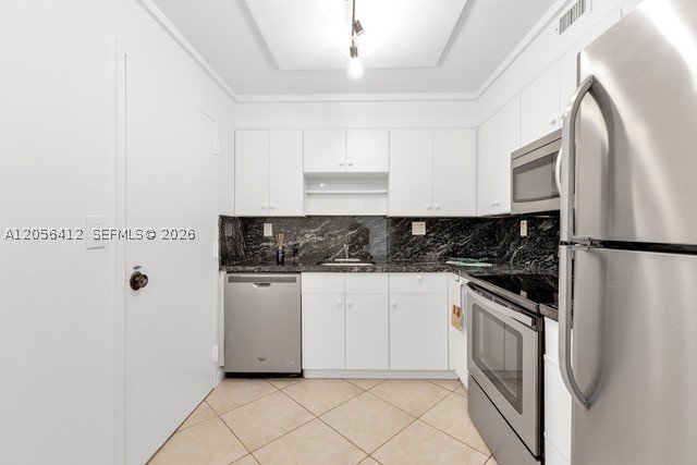 Condo for sale at The Belmont 504