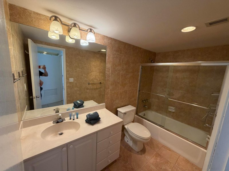 Comprar apartamento no Ocean View 1405