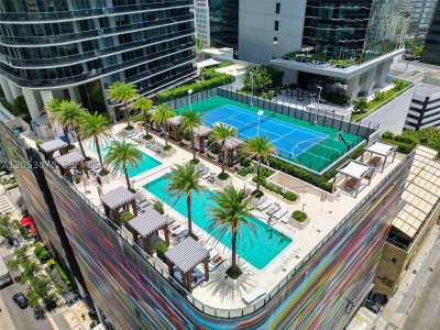 Comprar apartamento en SLS Lux Brickell 2002