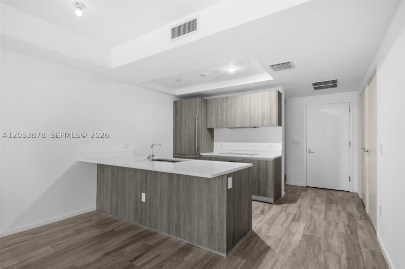 Comprar apartamento en SLS Lux Brickell 2002