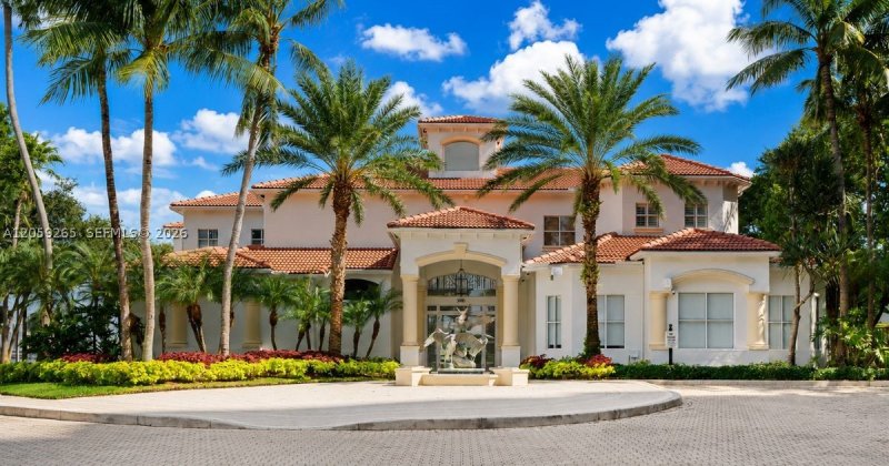 Apartment for rent at Village by the Bay 7102