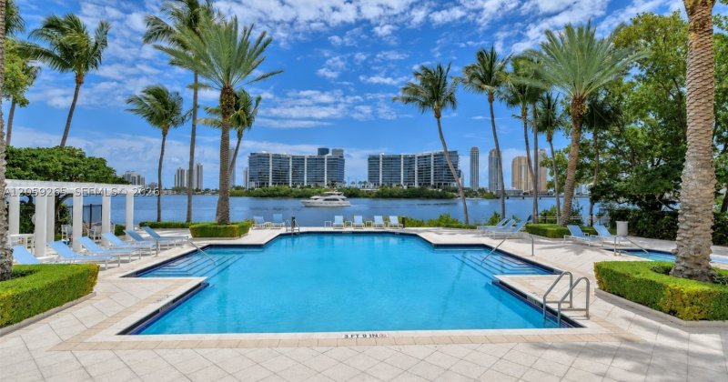 Apartment for rent at Village by the Bay 7102