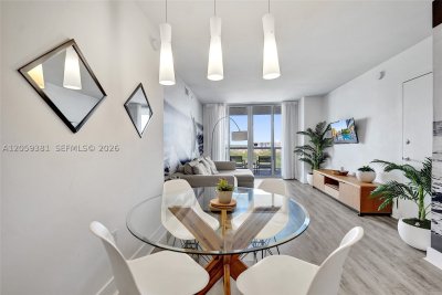 Comprar apartamento no Beachwalk R906