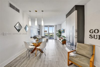 Comprar apartamento no Beachwalk R906