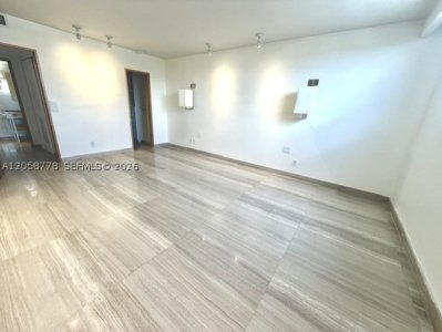 Aluguel de apartamento no Gables Waterway Towers 515