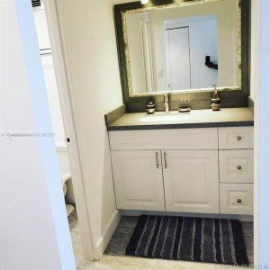 Comprar apartamento en Decoplage 707