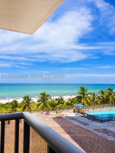 Apartment for rent at Maison Grande 516