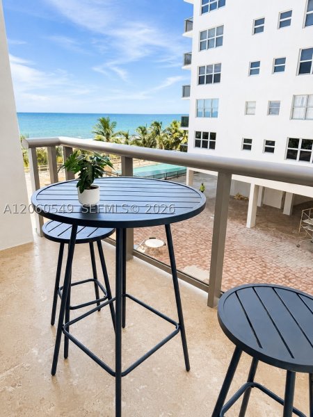 Apartment for rent at Maison Grande 516