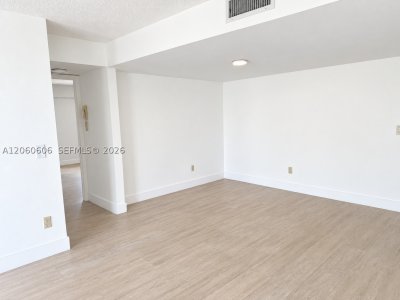Comprar apartamento en Bayshore Terrace 603