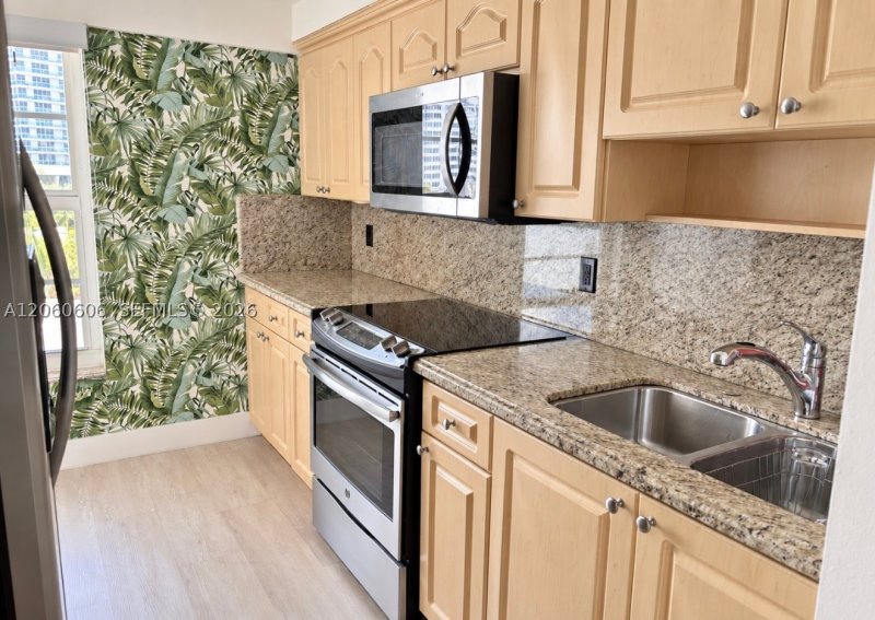 Condo for sale at Bayshore Terrace 603