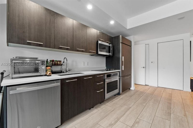 Property photo # 3