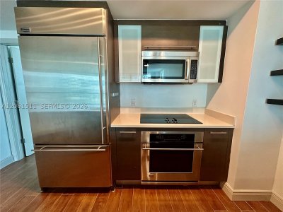 Comprar apartamento en 500 Brickell East Tower 2407