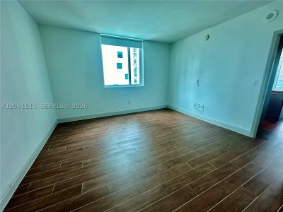 Comprar apartamento en 500 Brickell East Tower 2407