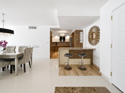 Comprar apartamento no Balmoral Condo 10V