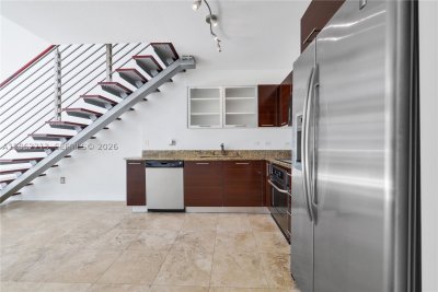 Comprar apartamento no Brickell on the River South 906