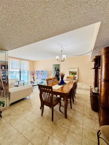 Comprar apartamento en Biscayne Cove PH03