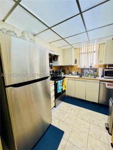 Comprar apartamento en Biscayne Cove PH03