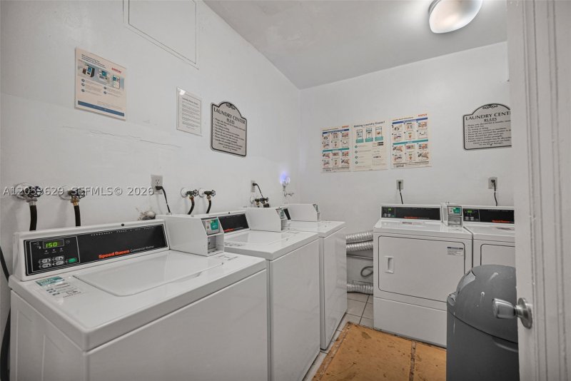 Condo for sale at The Manhattan Condo Lofts 104