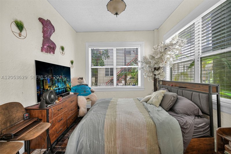 Condo for sale at The Manhattan Condo Lofts 104