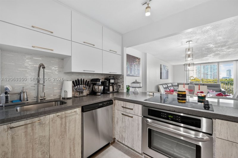 Condo for sale at Admirals Port Condos 605E