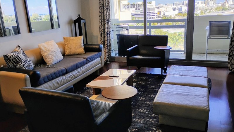 Apartment for rent at Flamingo 1002S