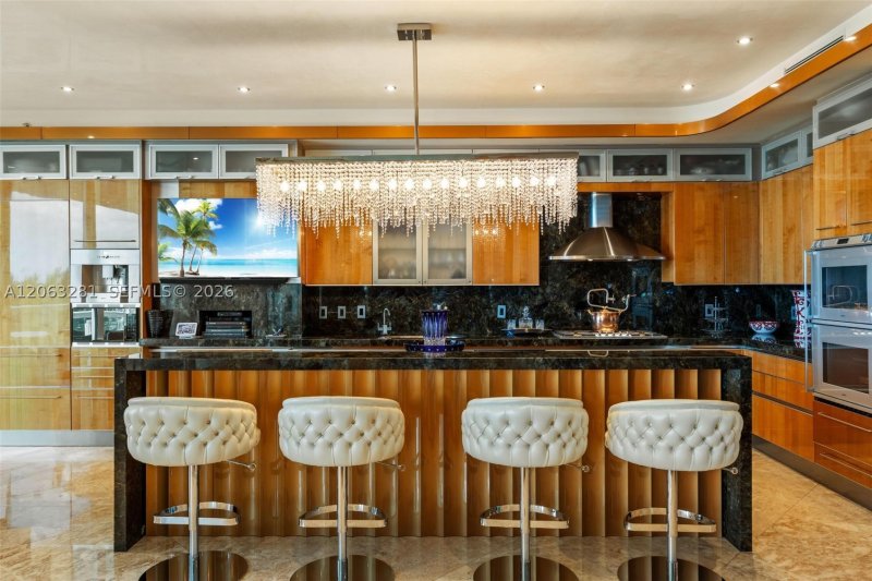 Condo for sale at Turnberry Ocean Colony 603
