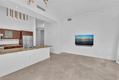 Aluguel de apartamento no Turnberry Village 110