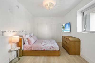 Comprar apartamento en Marina Blue 2009