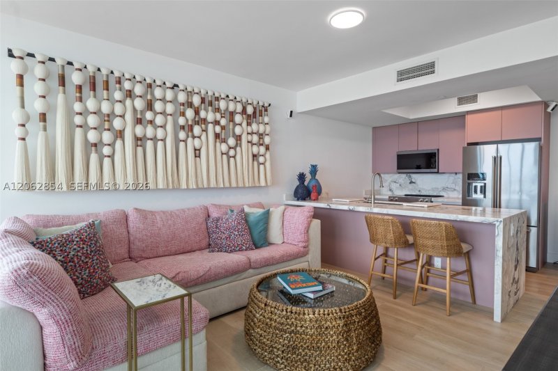 Comprar apartamento en Marina Blue 2009
