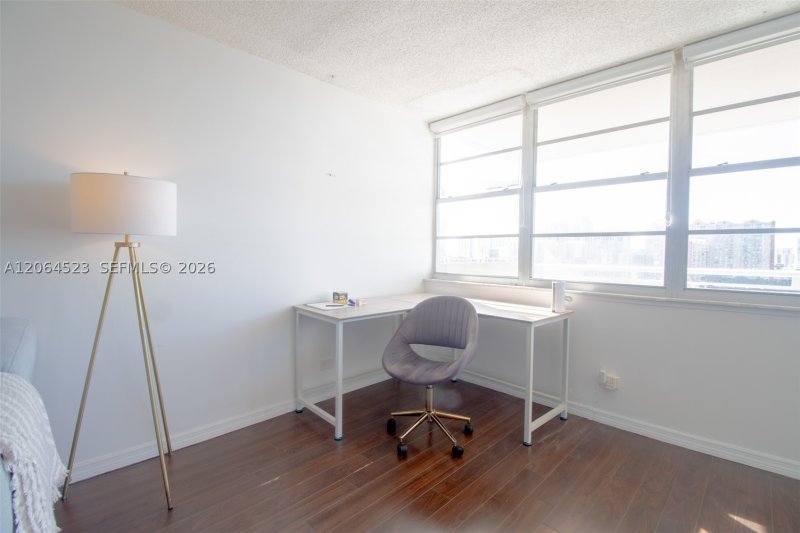 Condo for sale at Winston Towers 1201