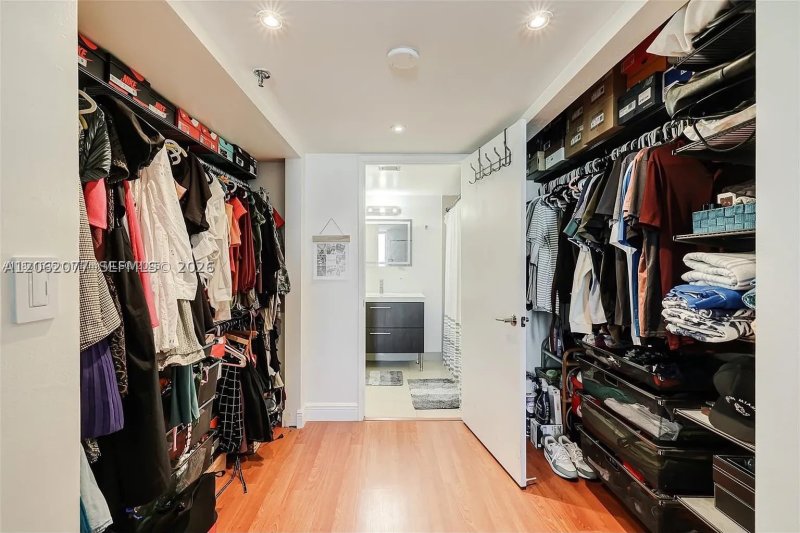 Comprar apartamento no Madison Miami W-906