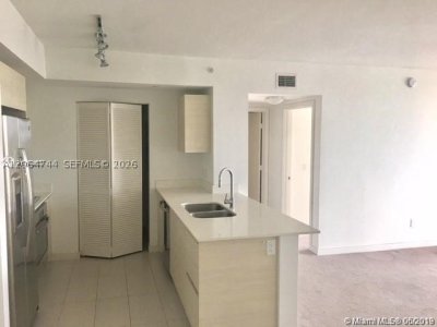 Aluguel de apartamento no Baltus House 1517