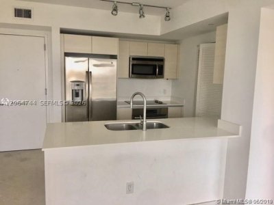 Aluguel de apartamento no Baltus House 1517