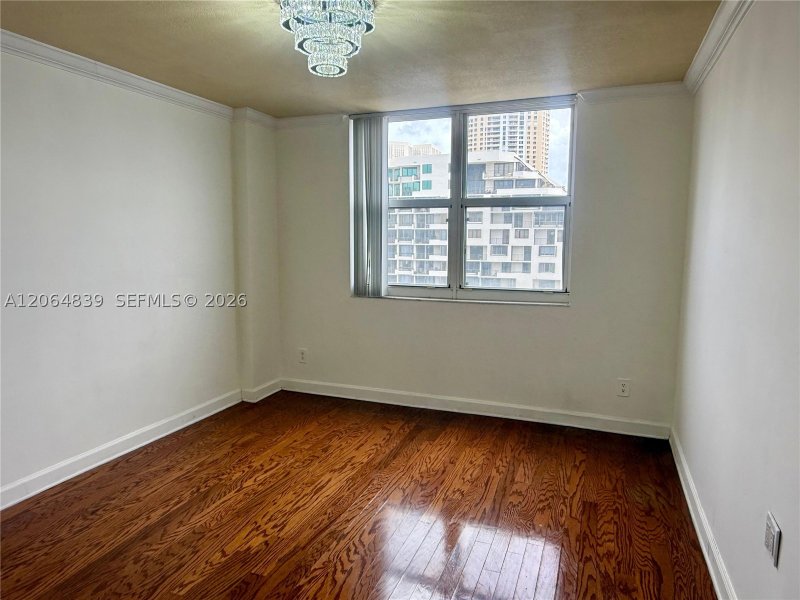 Apartment for rent at Isola Brickell Key 1911