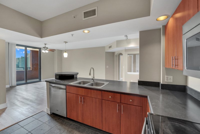 Apartment for rent at Waverly Las Olas 815
