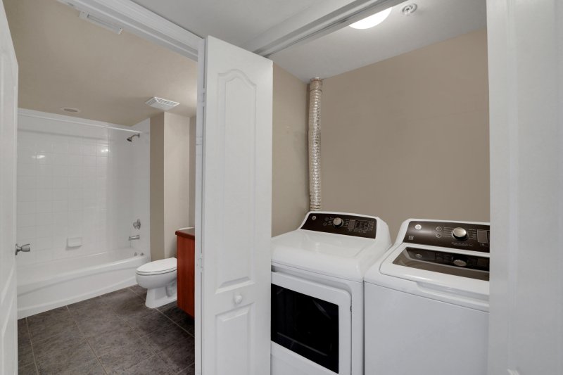 Apartment for rent at Waverly Las Olas 815