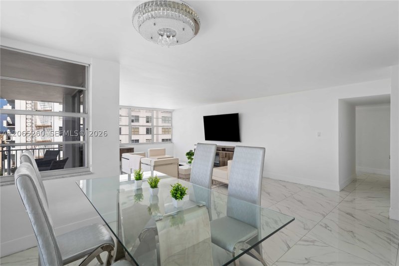 Condo for sale at Del Prado North Tower 1904-1