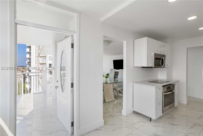Comprar apartamento en Del Prado North Tower 1904-1