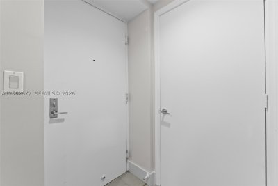 Comprar apartamento en 500 Brickell East Tower 1405
