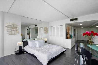 Comprar apartamento en King Cole 303